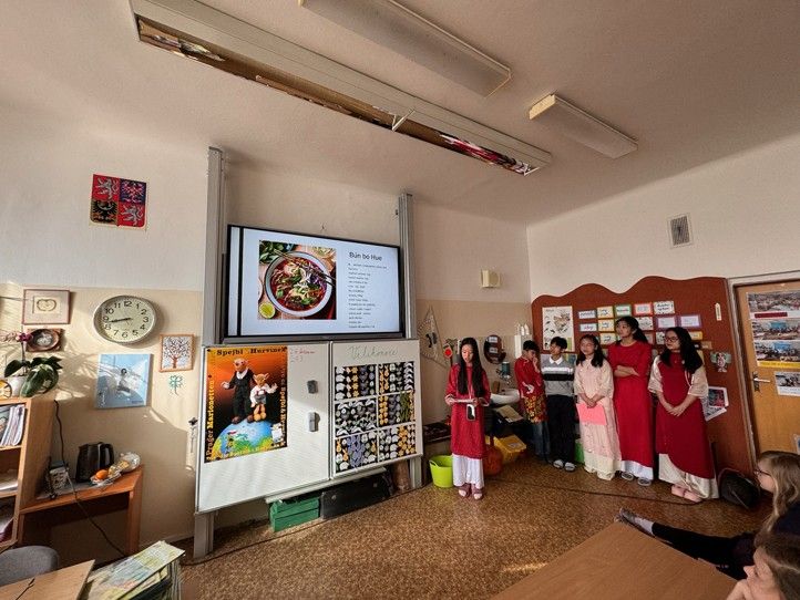 240402_Vietnamsky_den_3