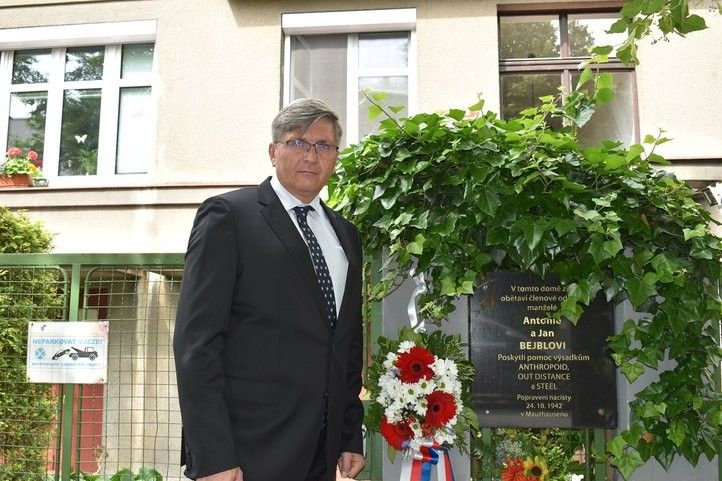 240527_anthropoid_05