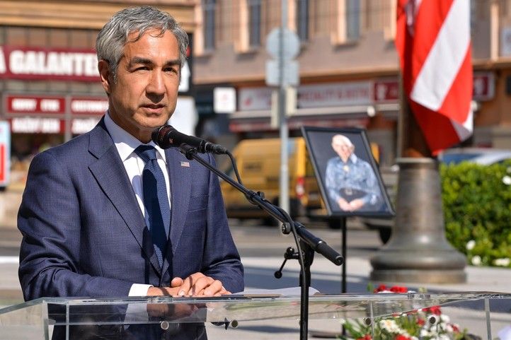 240715_Thompson_pieta_3