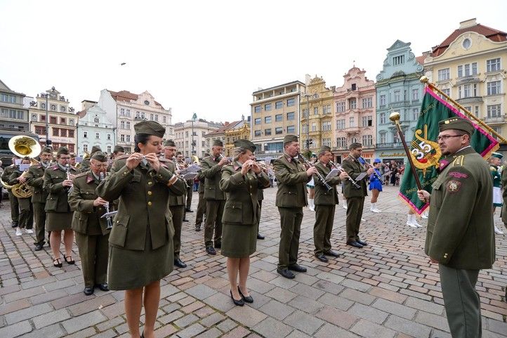 240913_Petatricatnici_kapela_1