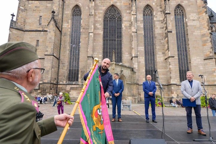 240913_Petatricatnici_kapela_3