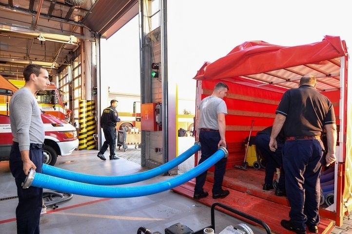 240919_povodne_hasici_pomoc_01