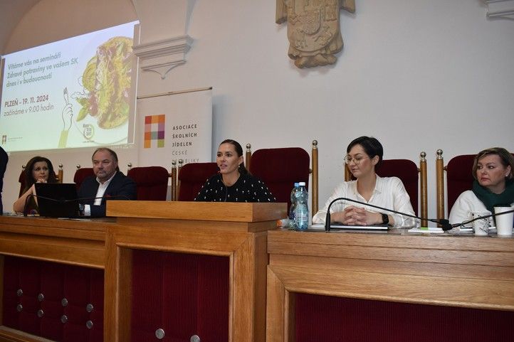 241120_Skolni_jidelny_seminar_3