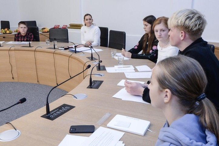 241127_Skolni_parlament_1