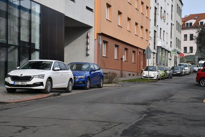 241128_Parkovani_Papirenska_1