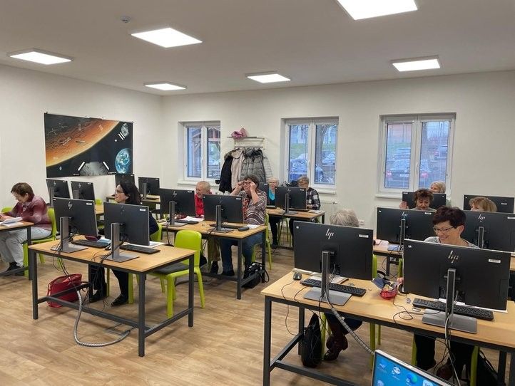 241218_kurzy_seniori_03