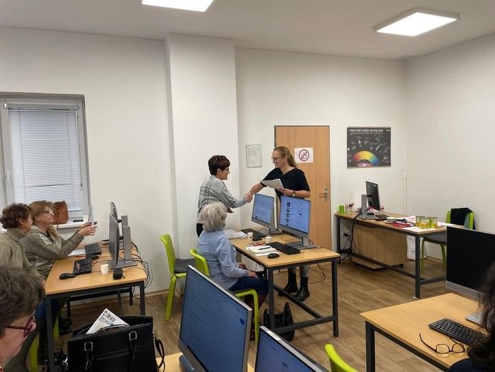 241218_kurzy_seniori_05