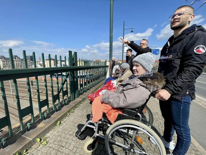 250213_Dobrovolnicvi_socialni_sluzby_1