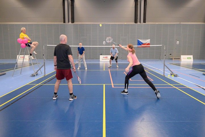 250219_Seniori_sport_stolni_tenis_badminton_4