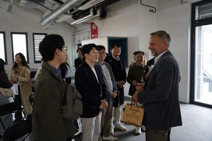 250311_Jihokorejska_navsteva_UKR_Bosak_8