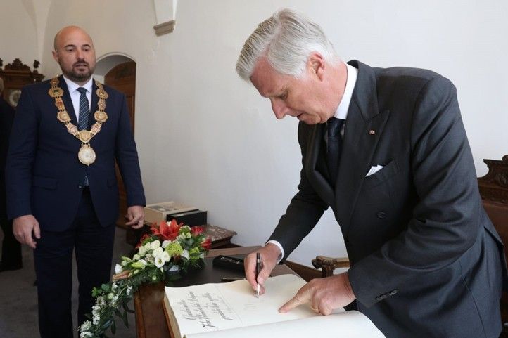 250506_Slavnosti_svobody_Kral_Belgie_Radnice