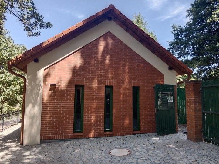 250804_Luftova_zahrada_zazemi_2