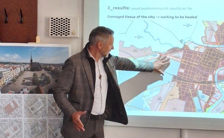 251001_UKR_Hamburk_Svycarsko_2