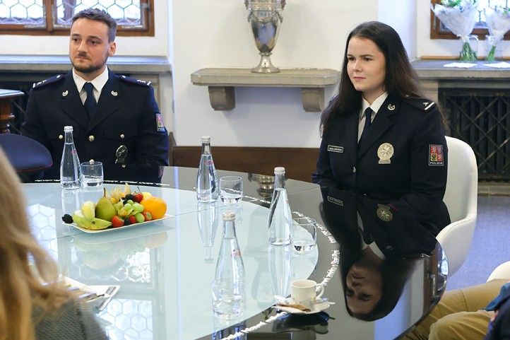 Přijetí na plzeňské radnici (fotografie: Z. Vaiz) 251124_Prijeti_policisti_1