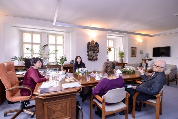 Přijetí na plzeňské radnici (fotografie: M. Pecuch) 251211_Parik_1