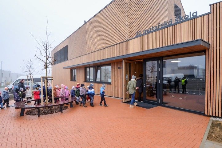 Slavnostní otevření nové MŠ Újezd (fotografie: M. Pecuch / B. Hájková) 251212_MS_Ujezd_1