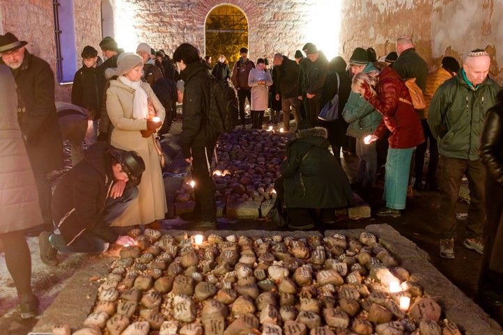 Pietní shromáždění (fotografie: P. Eret) 260119_Transport_Zide_4