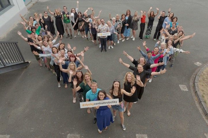 Zdroj fotografií a videa: SITMP 260216_Centrum_robotiky_4