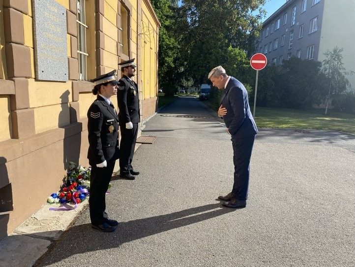 Pietní akty připomněly památku Heliodora Píky. Fotografie: B. Hájková, H. Josefová 260619_Pietni_Akt_Pika_5