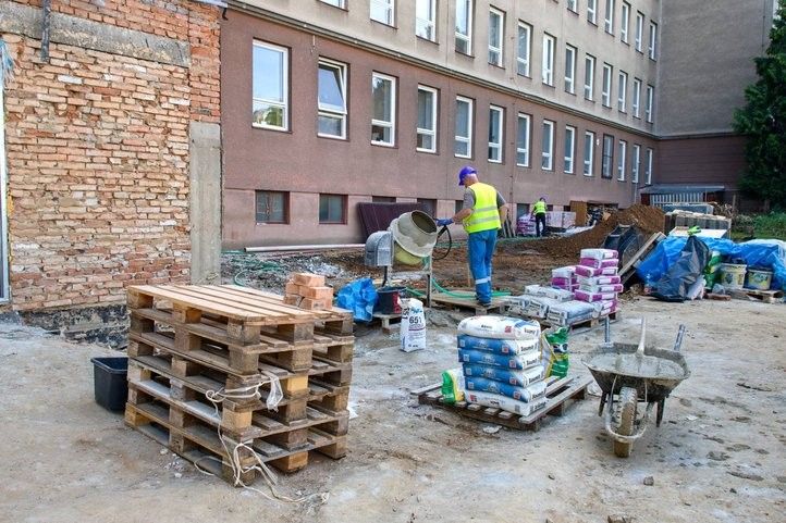 Rozšíří se 21. základní škola. Fotografie: P. Eret 260827_21_Zakladni_Skola_4