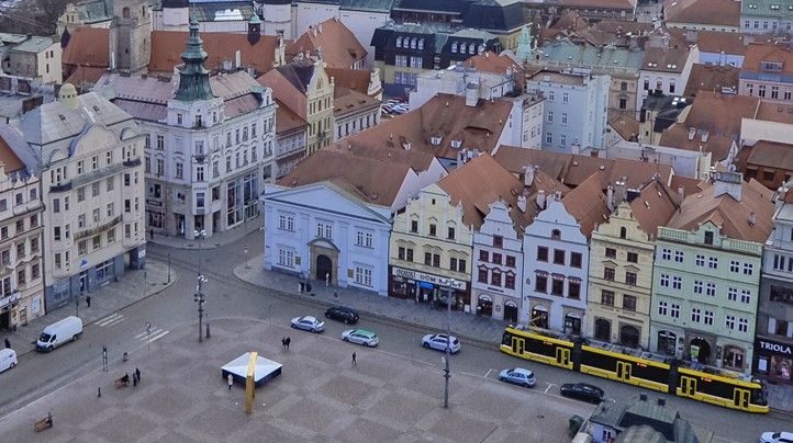 261020_Sidlo_namesti_Republiky_16_OP_pasy