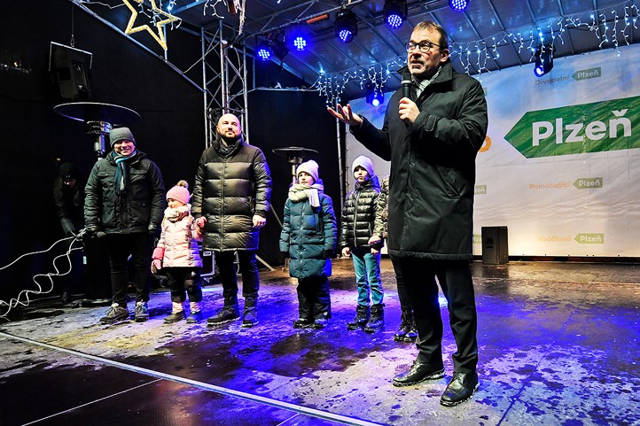 231203_Rozsviceni_vanocni_strom_1